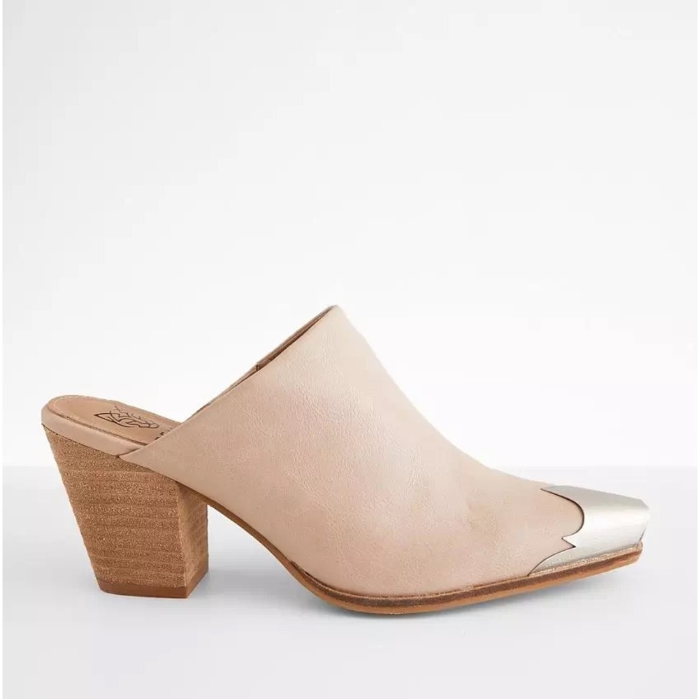 Beast Mules - Picture 2 of 5